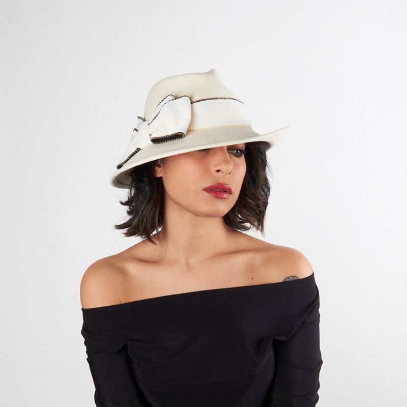 Cappello donna in feltro con fiocco | Complit