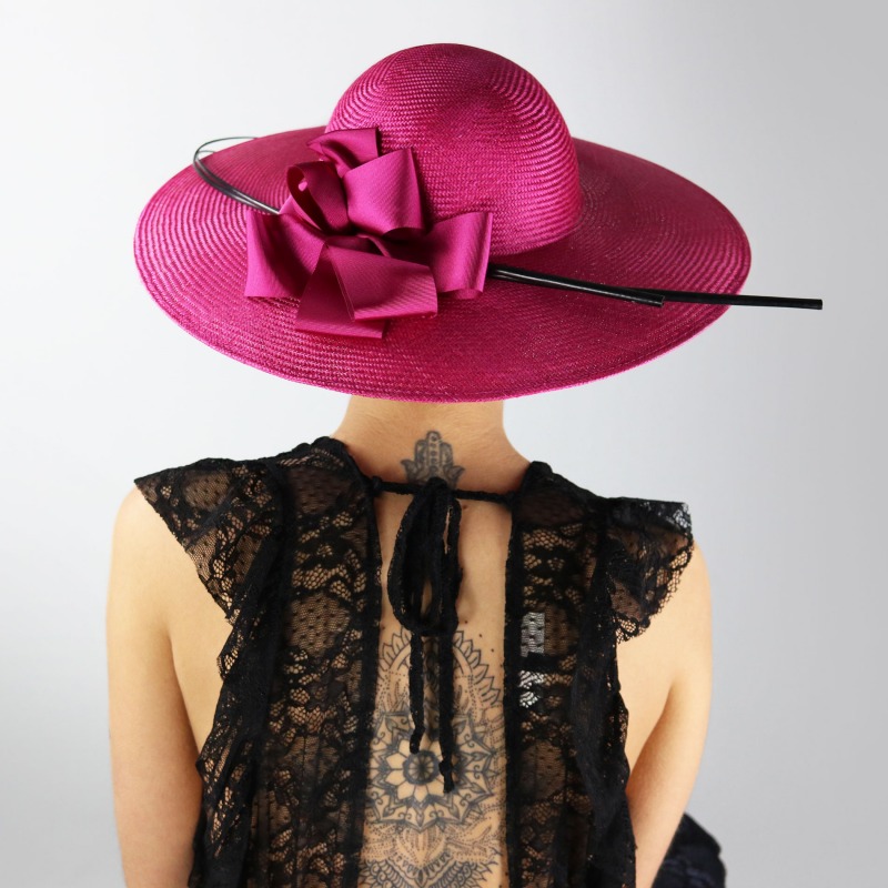 Fuchsia ceremony hat with bow