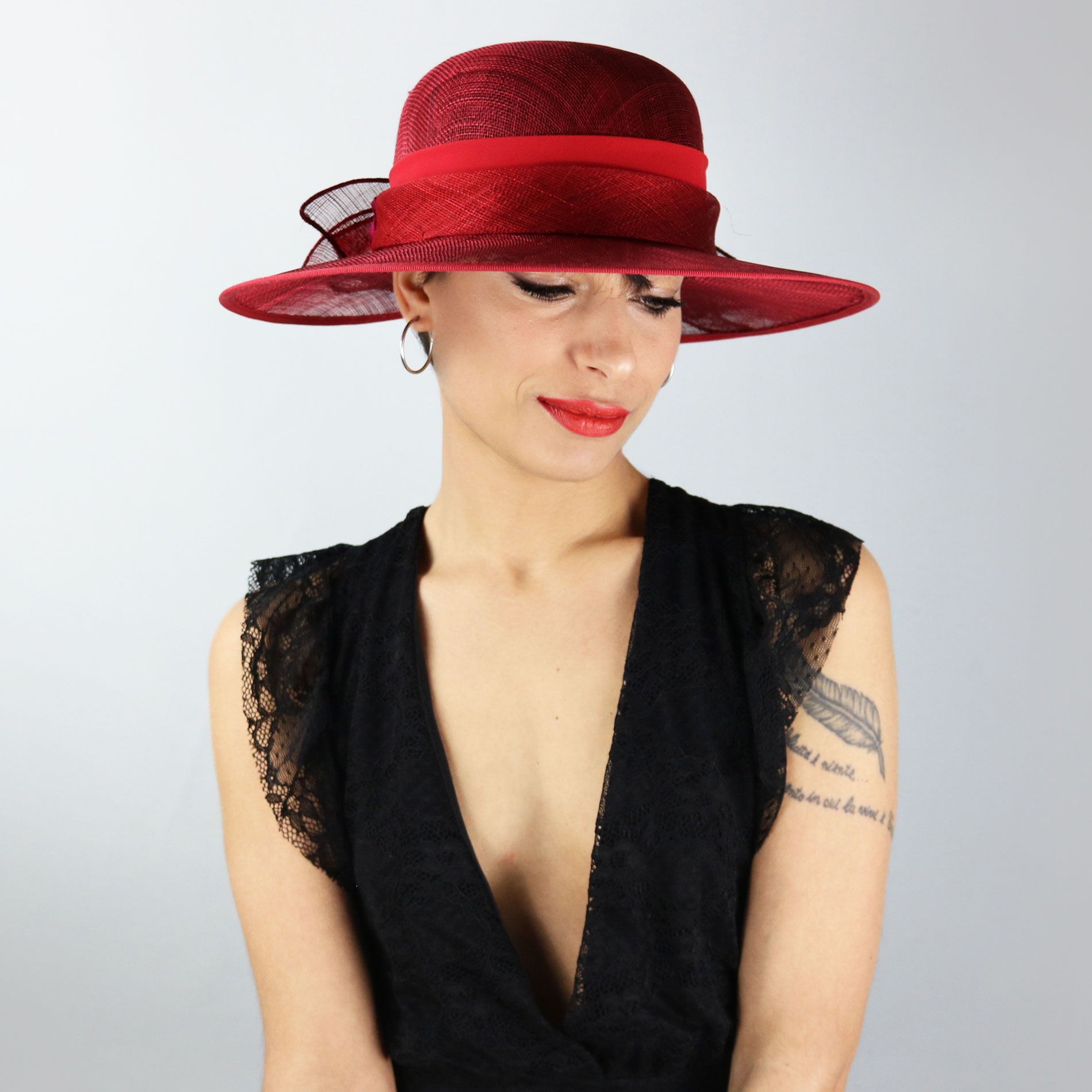 Medium brimmed red hat - 2019 Summer Hats